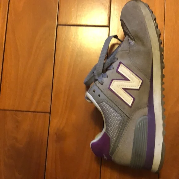 New Balance shoes - Picture 4 of 6